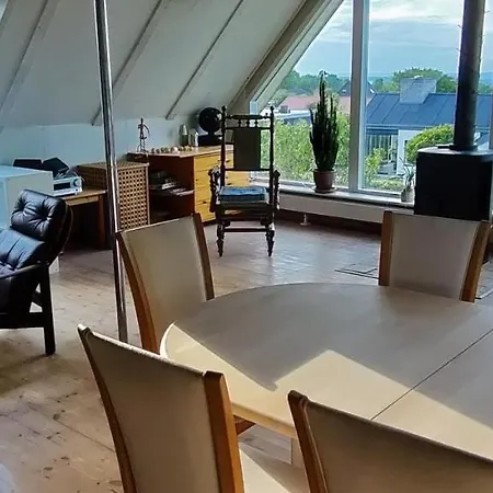 Stort Vaerelse Med Laekkert Badevaerelse * Horsens