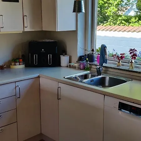 Accommodatie bij particulieren Hyggeligt Vaerelse Med Laekkert Badevaerelse
