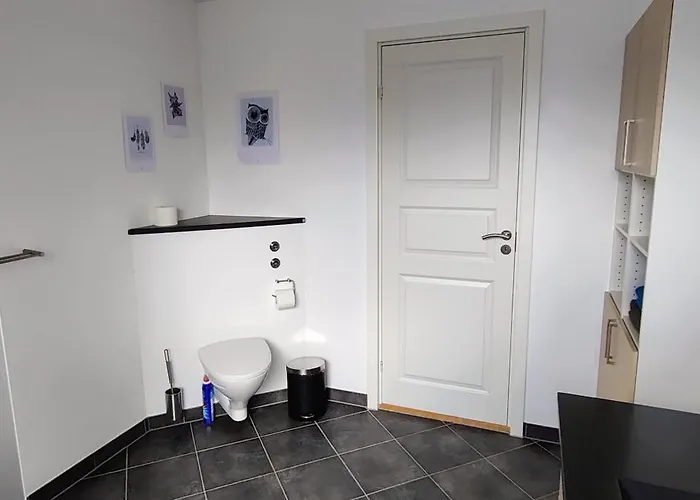Hyggeligt Vaerelse Med Laekkert Badevaerelse Habitación en casa particular